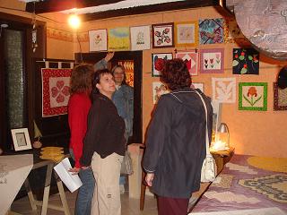 Claudine, R&eacute;gine, Fabienne et Laurence adirant la chane de l amiti&eacute;
